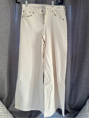 Abercrombie & Fitch Cream Ultra Wide-Leg Mid-Rise Jeans BNWT